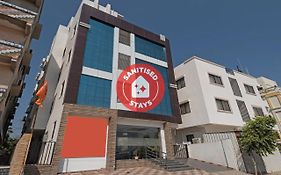 Oyo Flagship 19196 Shree Sai Niladri Residency