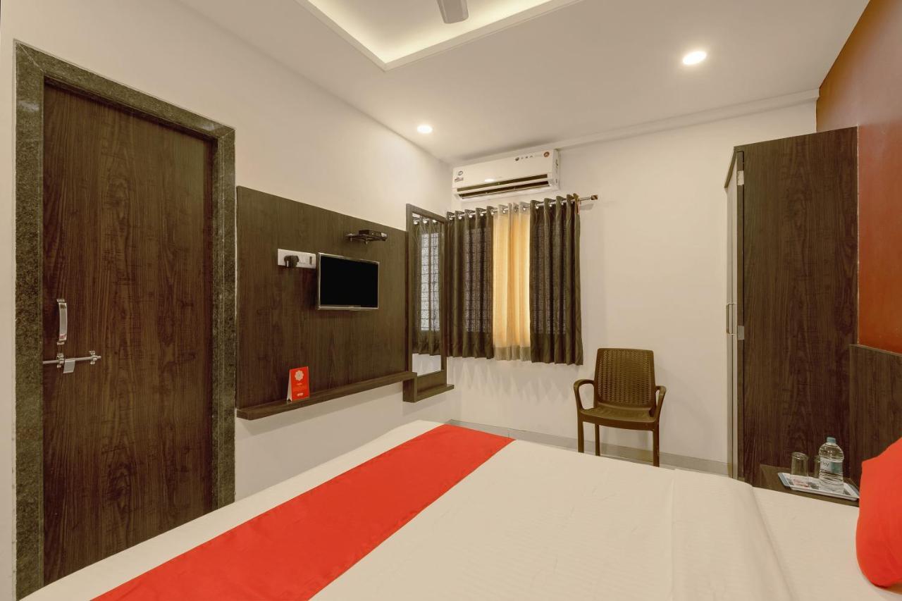 Oyo Flagship 19196 Shree Sai Niladri Residency Shirdi Exterior photo